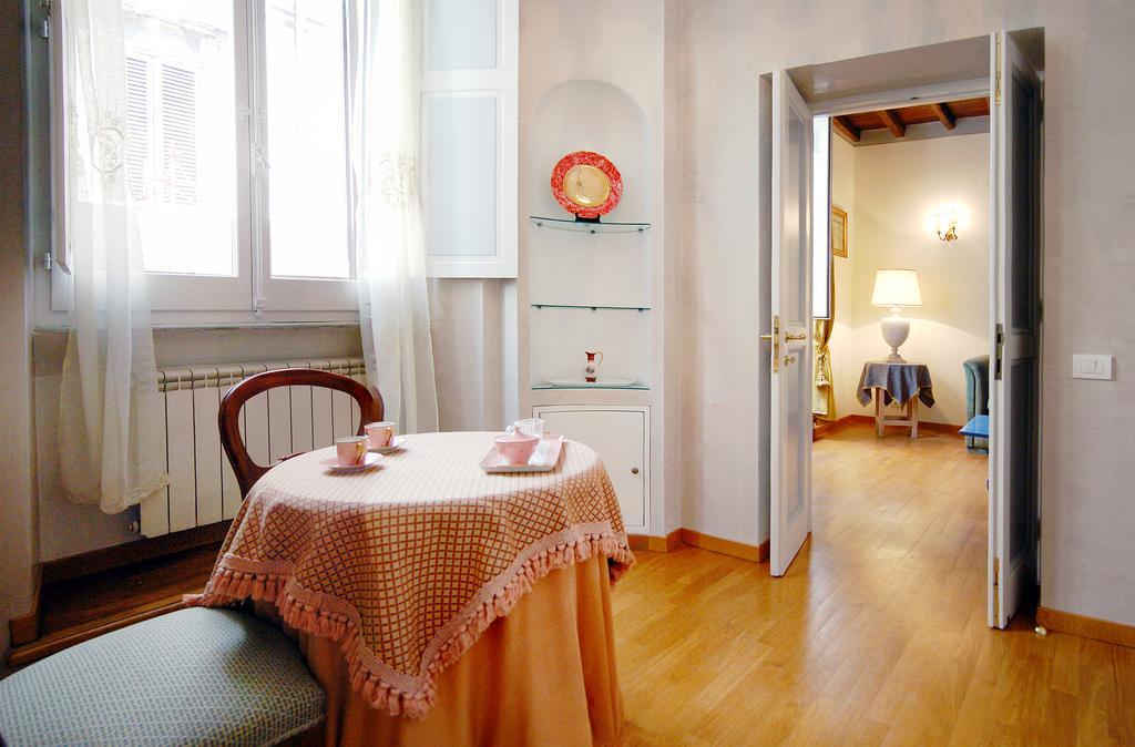 Piazza Di Spagna Sweet Home Рим Стая снимка