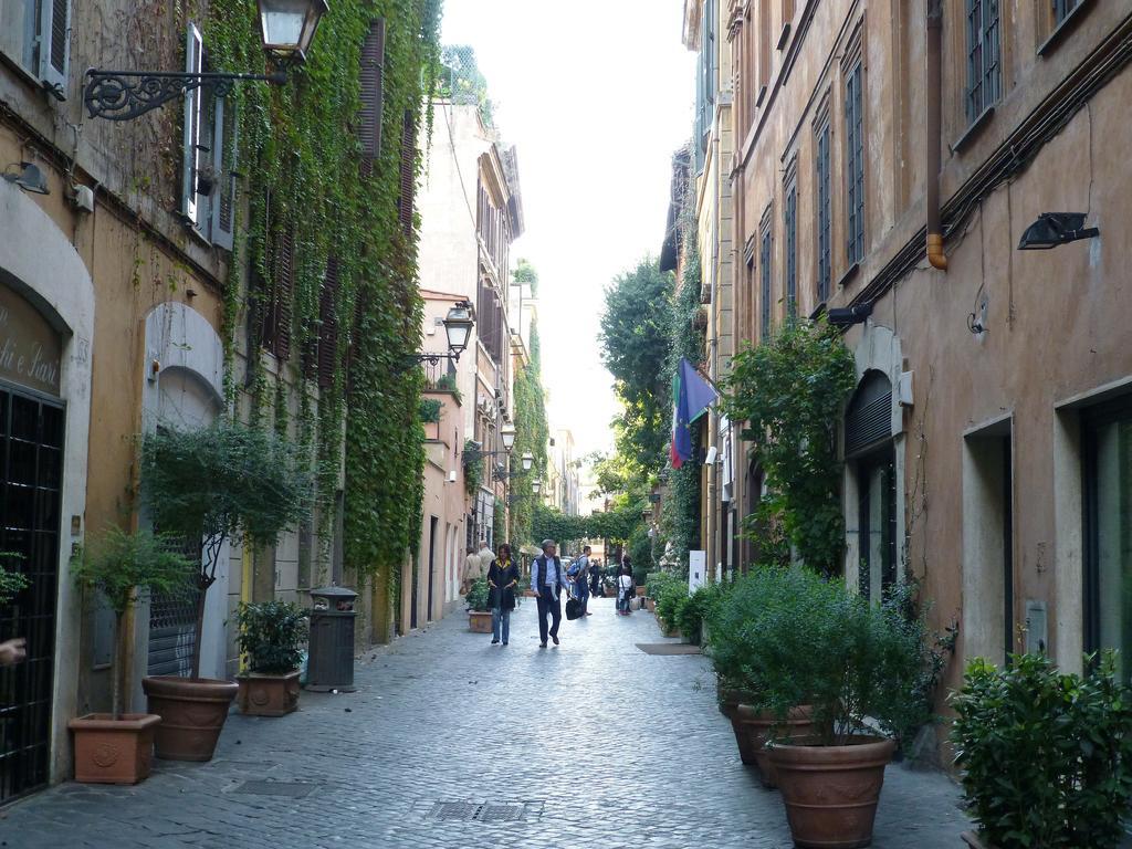 Piazza Di Spagna Sweet Home Рим Екстериор снимка