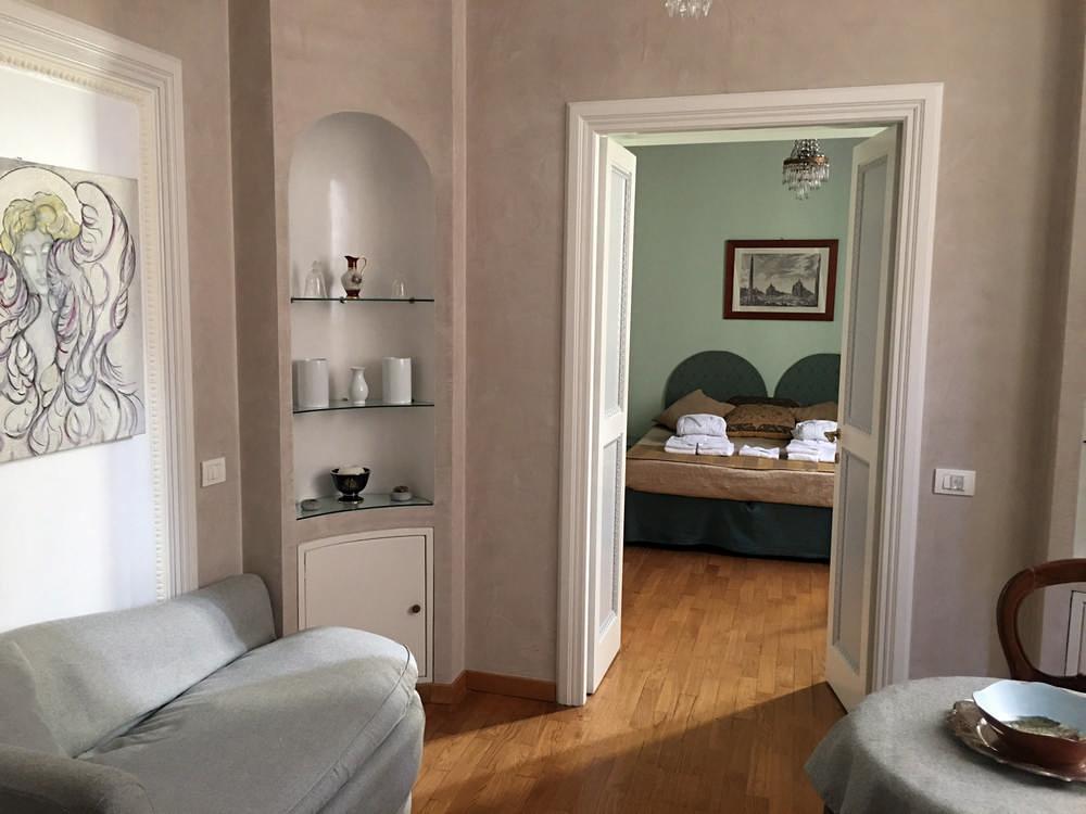 Piazza Di Spagna Sweet Home Рим Екстериор снимка