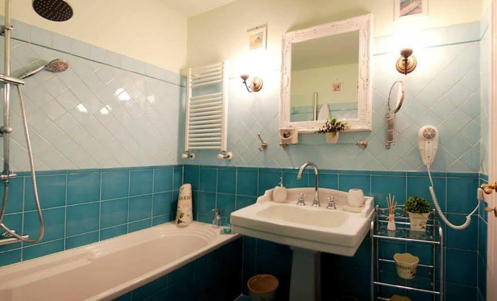 Piazza Di Spagna Sweet Home Рим Екстериор снимка