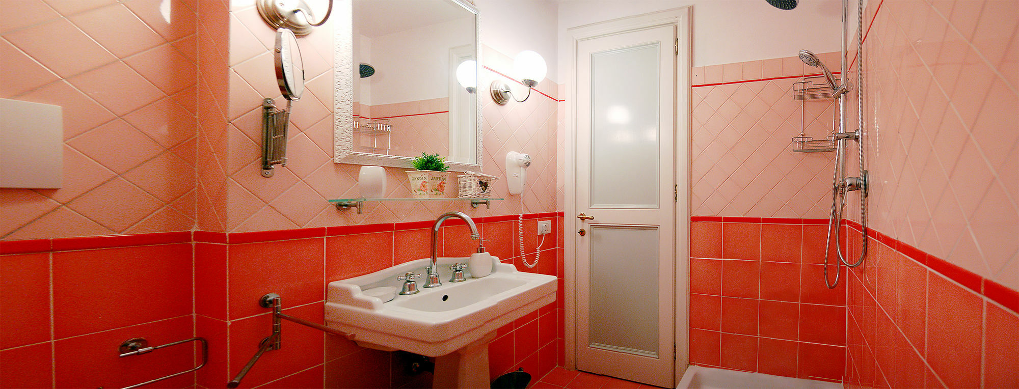 Piazza Di Spagna Sweet Home Рим Екстериор снимка